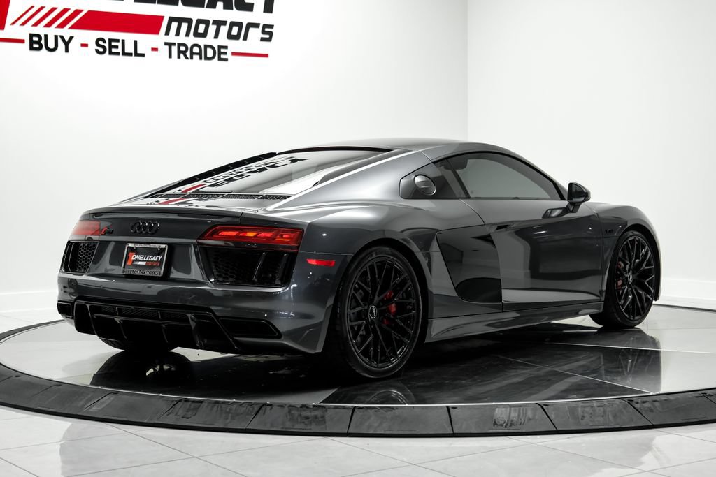 Used 2018 Audi R8 V10 AWD/4WD image 6