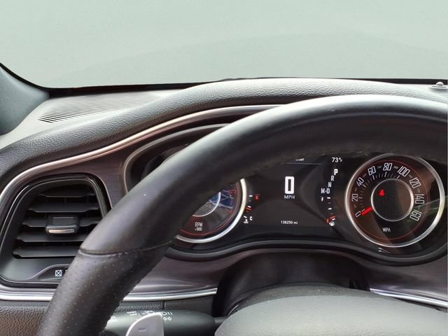 Used 2015 Dodge Challenger R/T Plus RWD image 27