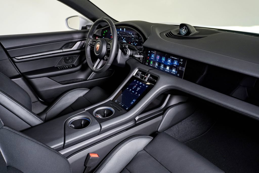 New 2026 Porsche Taycan AWD/4WD image 14