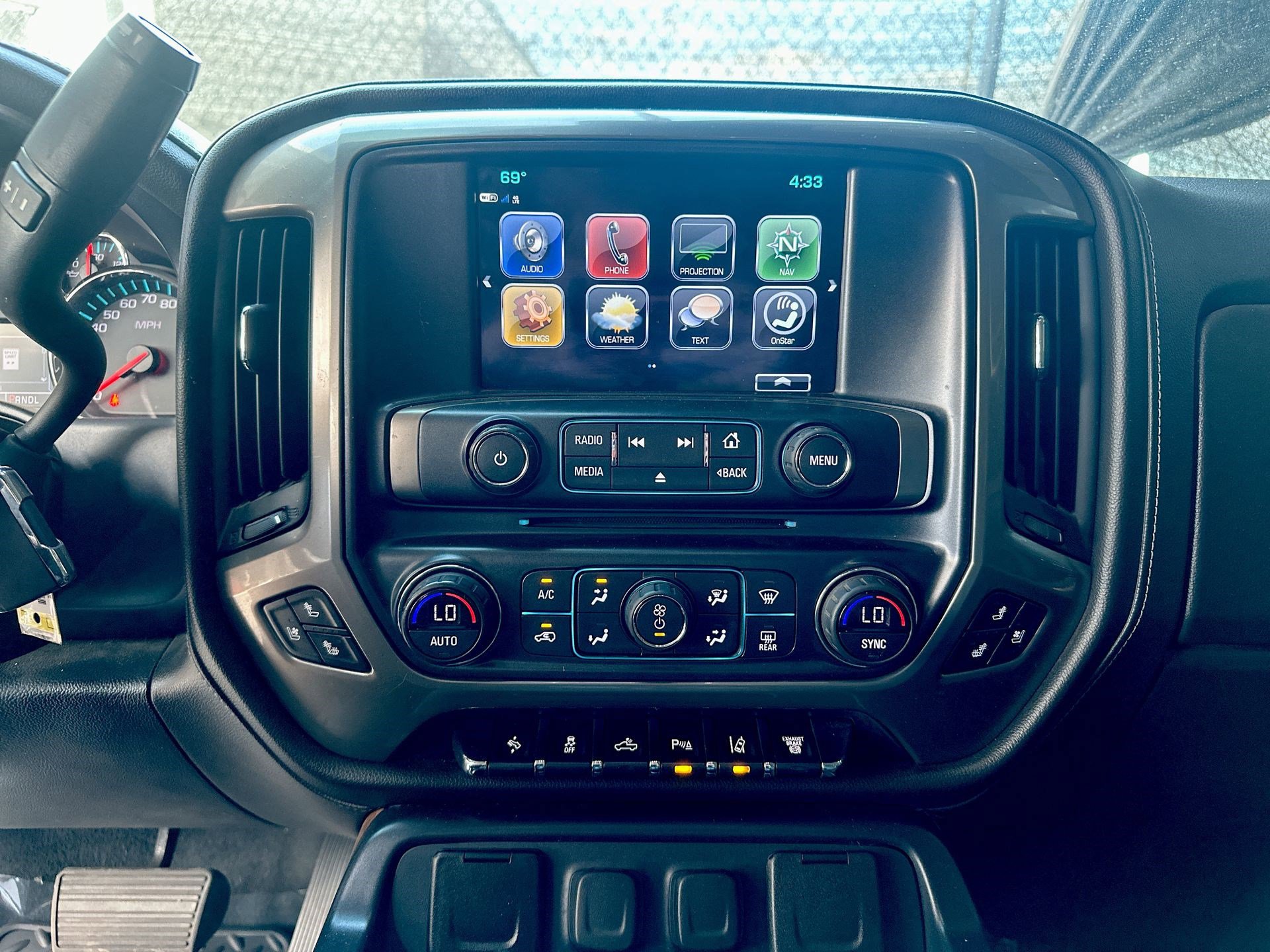 Used 2019 Chevrolet Silverado 3500 High Country w/ Duramax Plus Package image 23