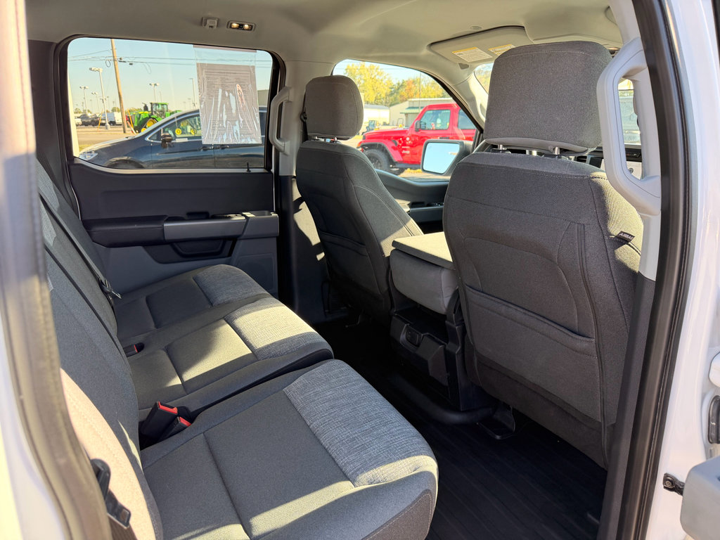 Used 2021 Ford F150 XLT image 16