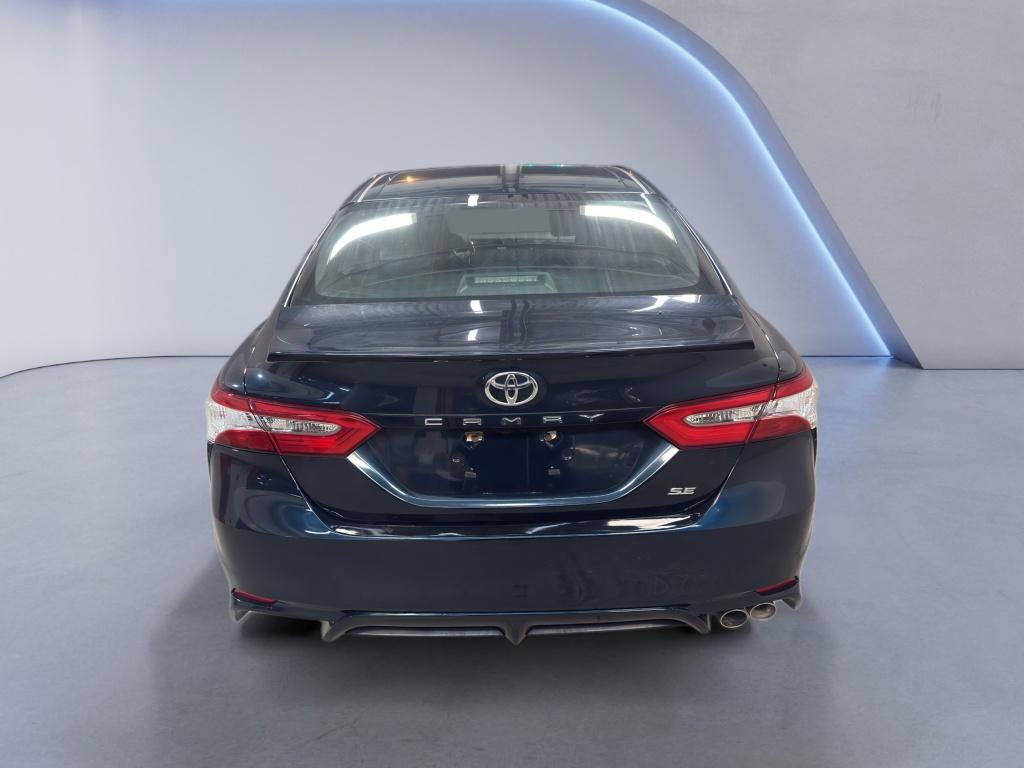 Used 2018 Toyota Camry SE w/ Moonroof Package FWD image 7