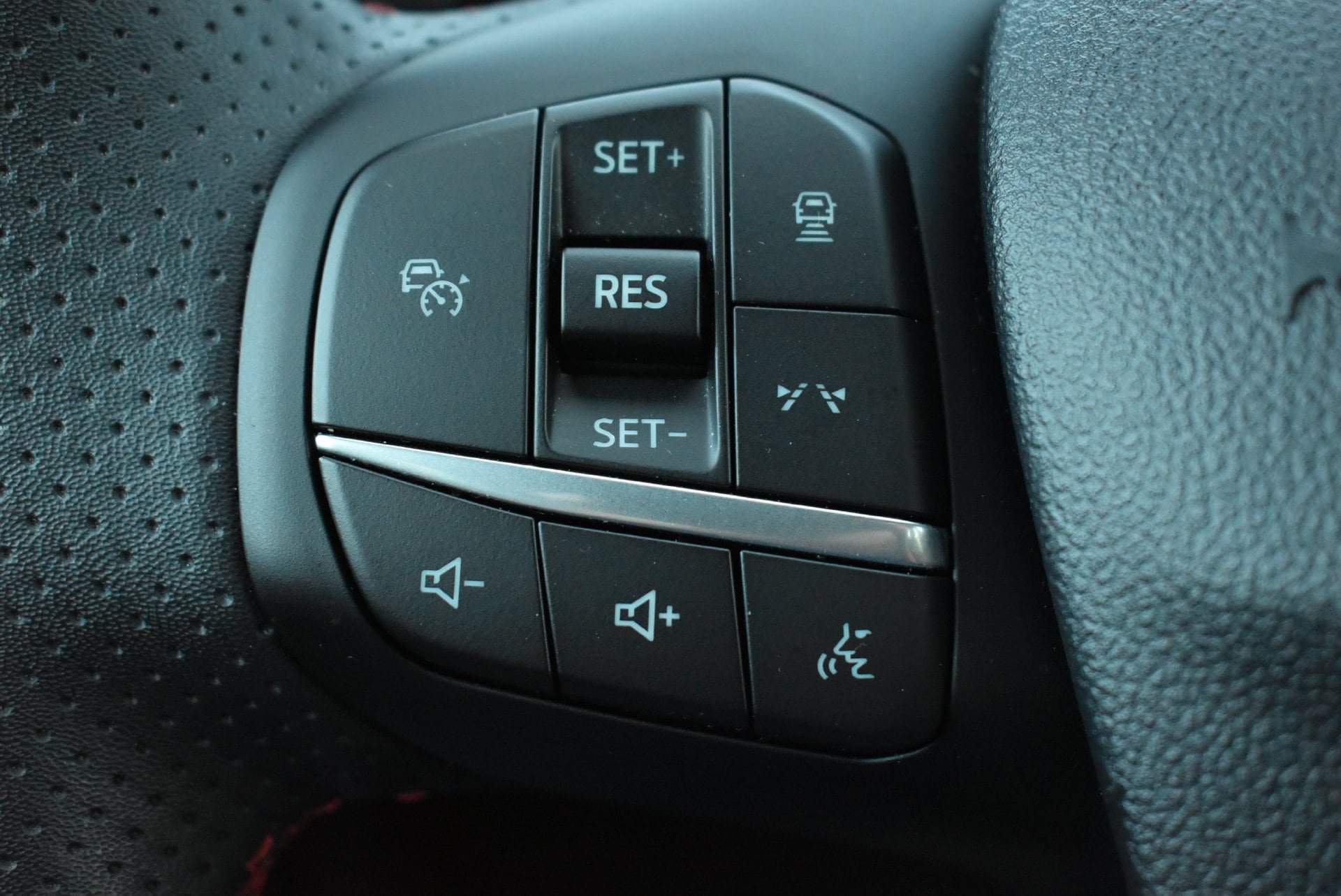 Used 2024 Ford Escape ST-Line w/ Tech Pack #1 AWD/4WD image 20