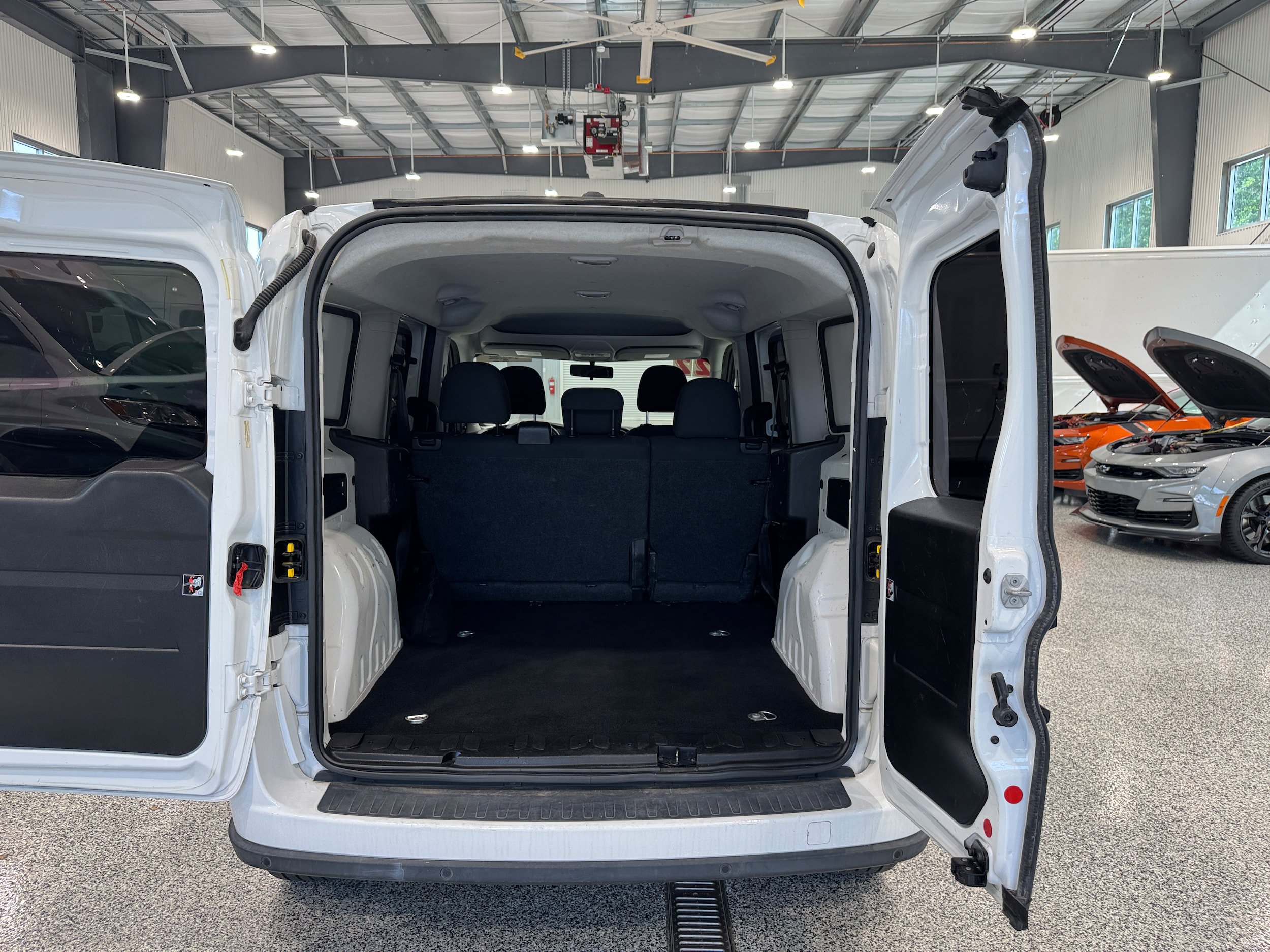 Used 2020 Nissan NV200 SV w/ Back Door Glass Package FWD image 8