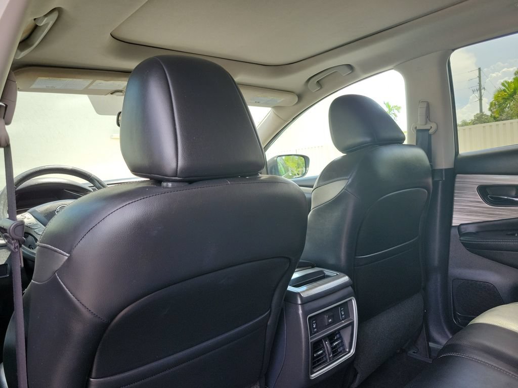 Used 2017 Nissan Murano Platinum w/ Platinum Technology Package FWD image 15