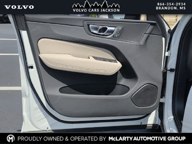 New 2026 Volvo XC60 B5 Plus w/ Protection Package Premier AWD/4WD image 12