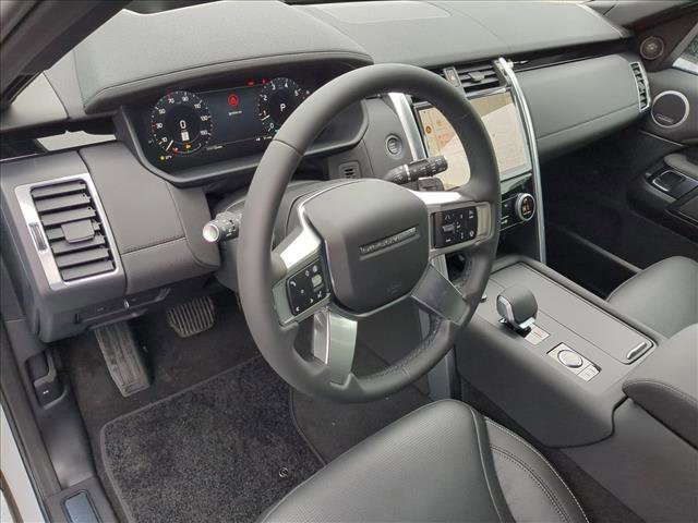 New 2026 Land Rover Discovery S AWD/4WD image 11