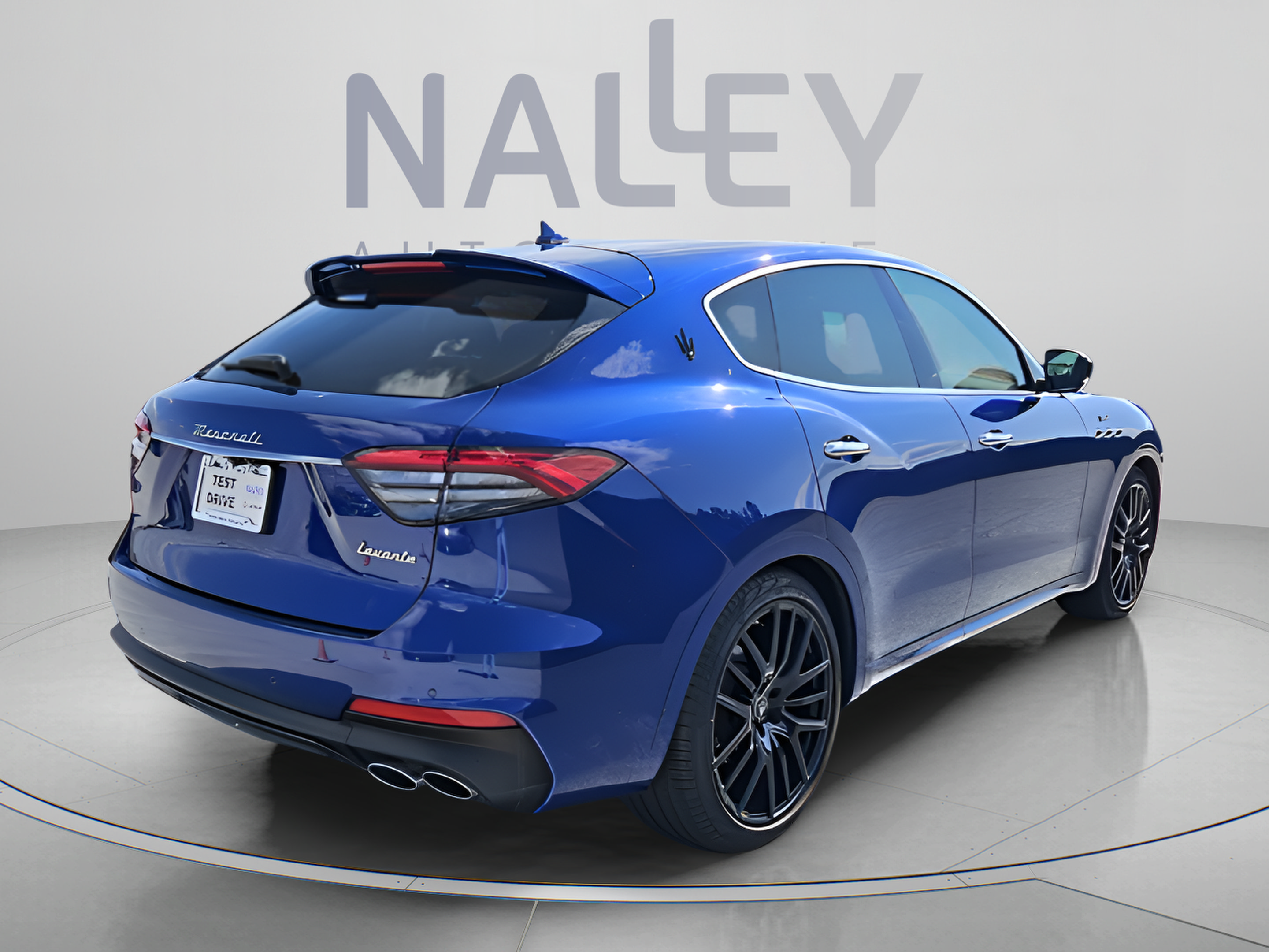 Used 2024 Maserati Levante Modena Ultima AWD/4WD image 5