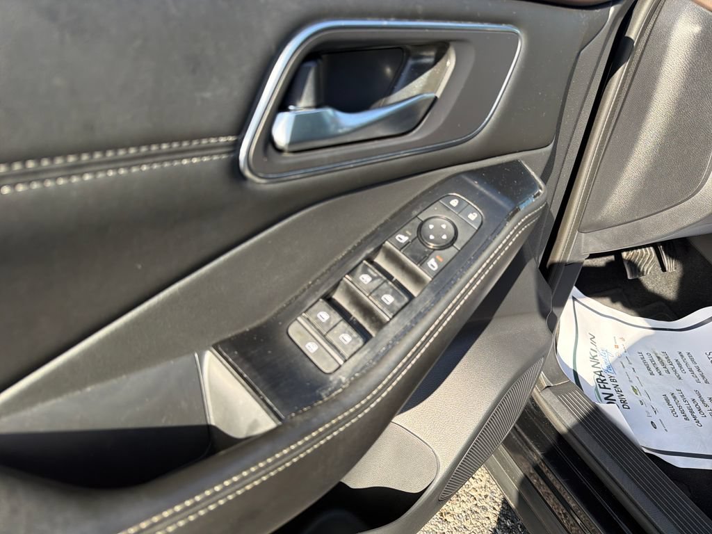 Used 2021 Nissan Rogue SV w/ Premium Package FWD image 11
