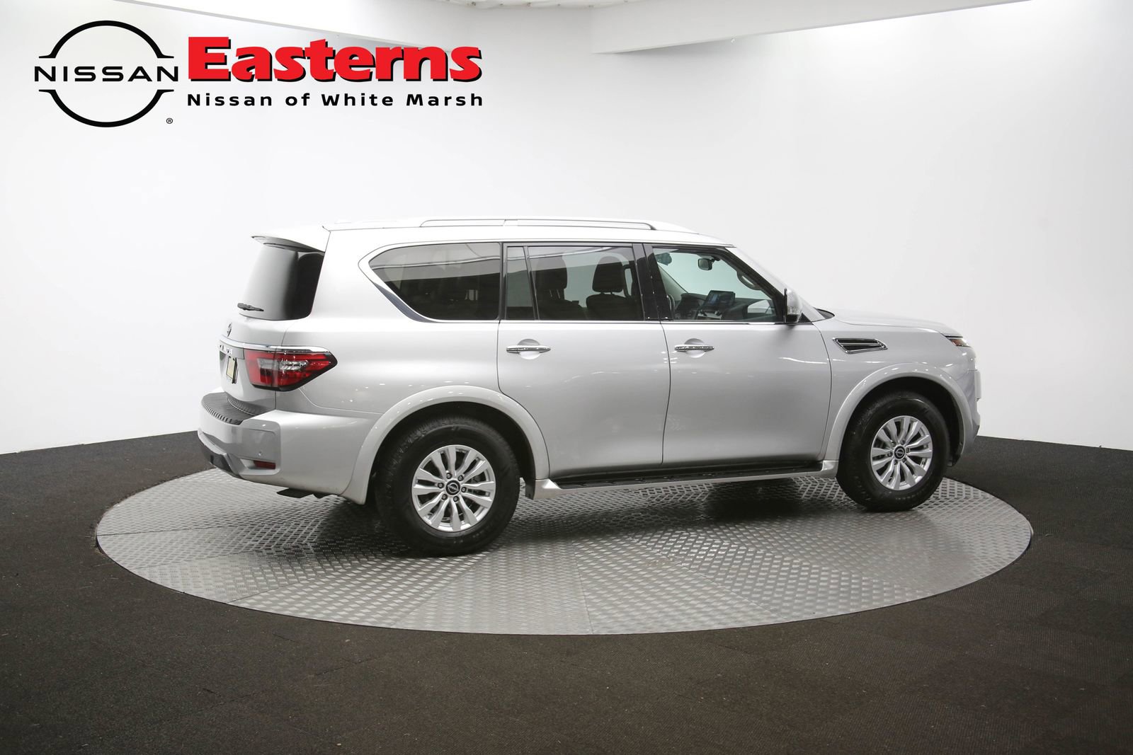 Used 2024 Nissan Armada SV image 41