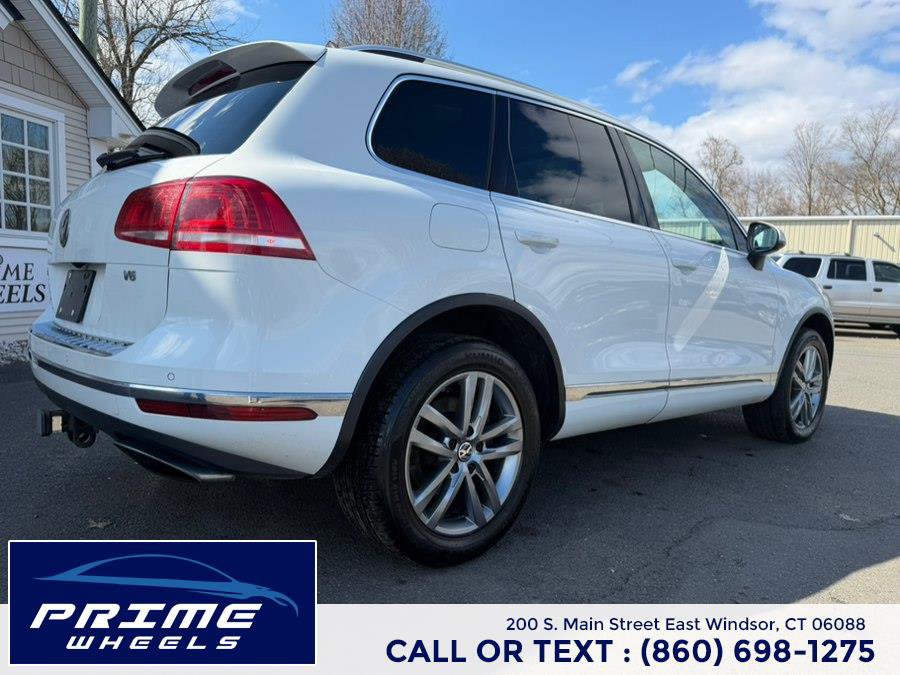 Used 2016 Volkswagen Touareg Lux AWD/4WD image 7