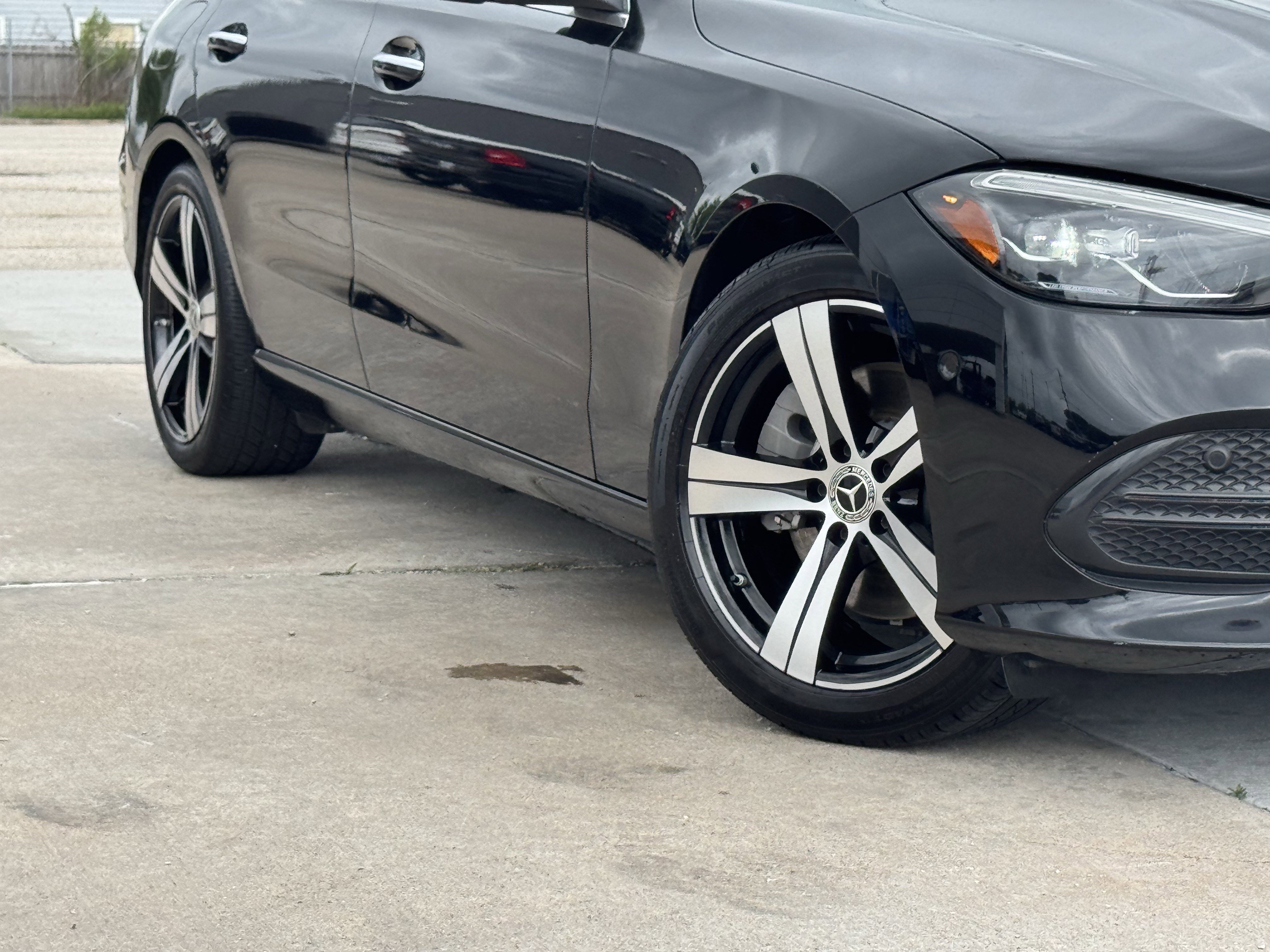 Used 2025 Mercedes-Benz C 300 4MATIC Sedan image 13