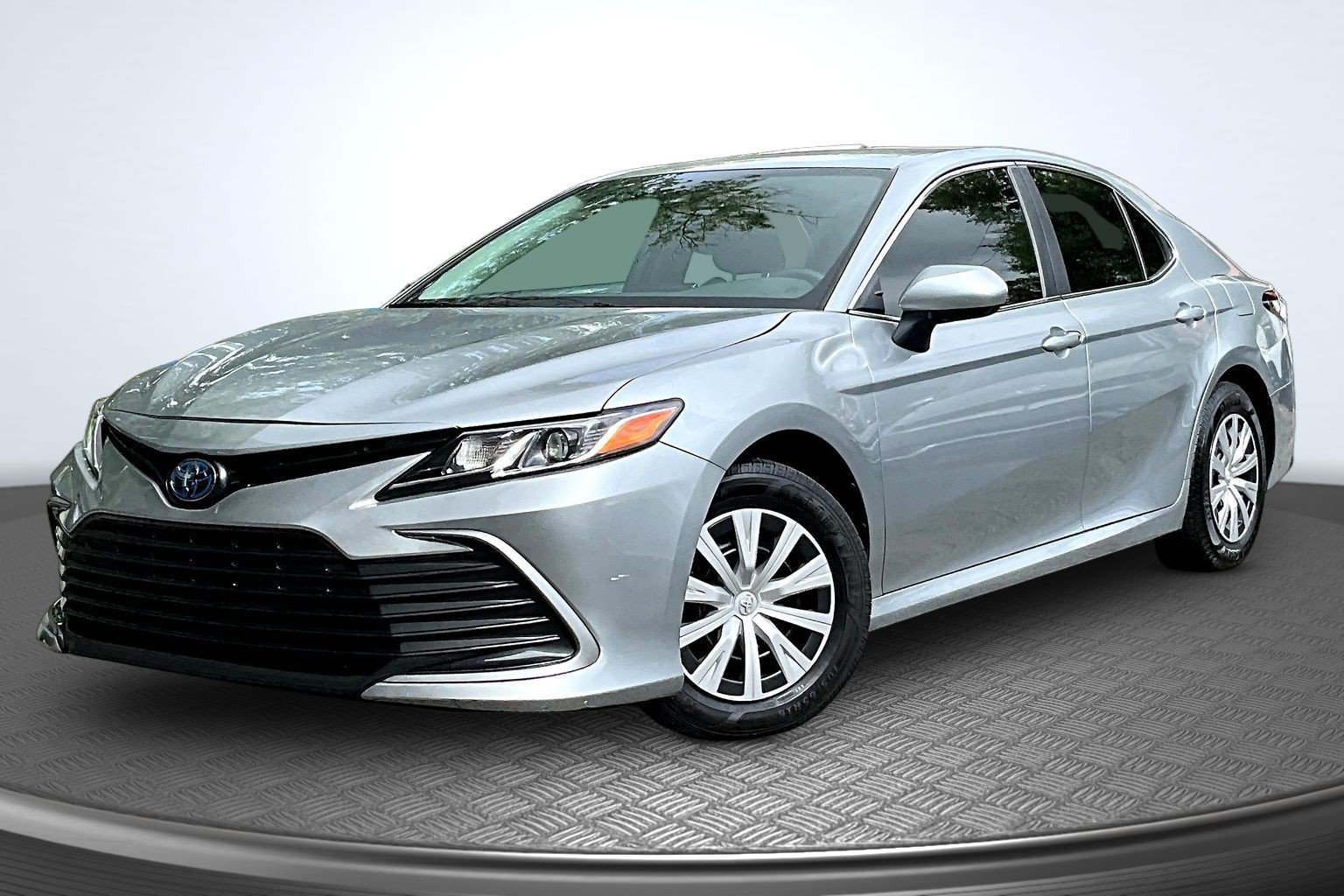 Used 2024 Toyota Camry LE