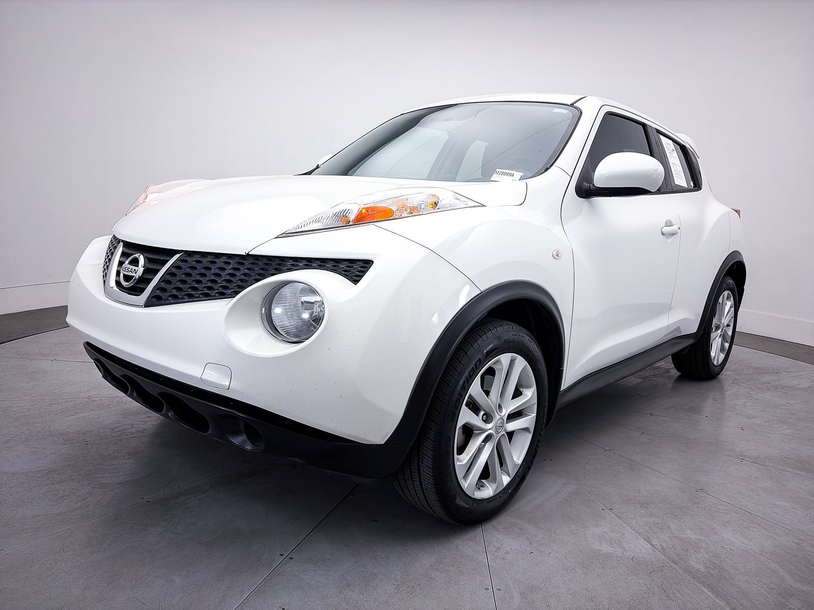 Used 2014 Nissan Juke S FWD image 6