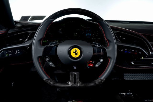 Used 2024 Ferrari SF90 Spider image 6