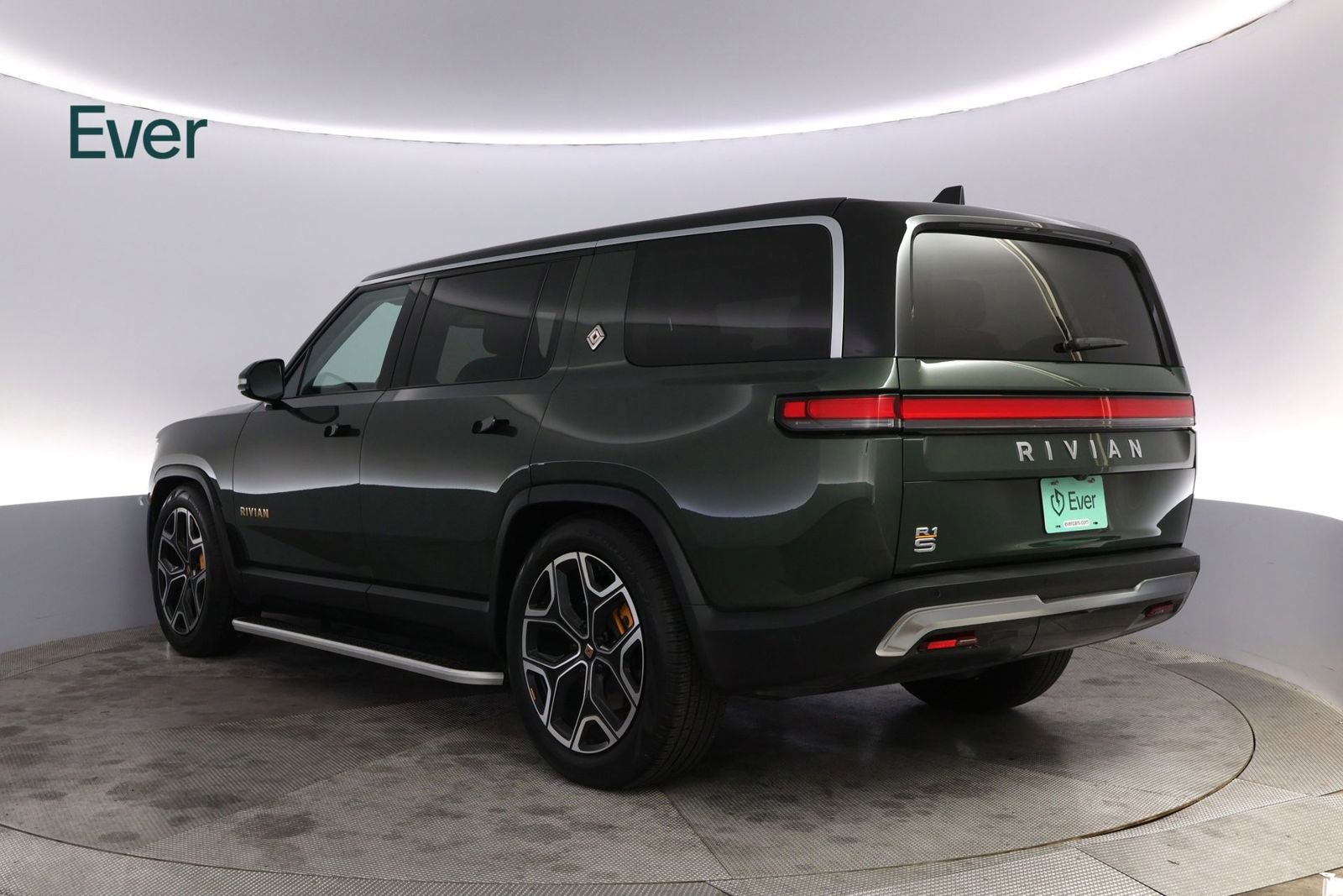 Used 2023 Rivian R1S Adventure AWD/4WD image 17