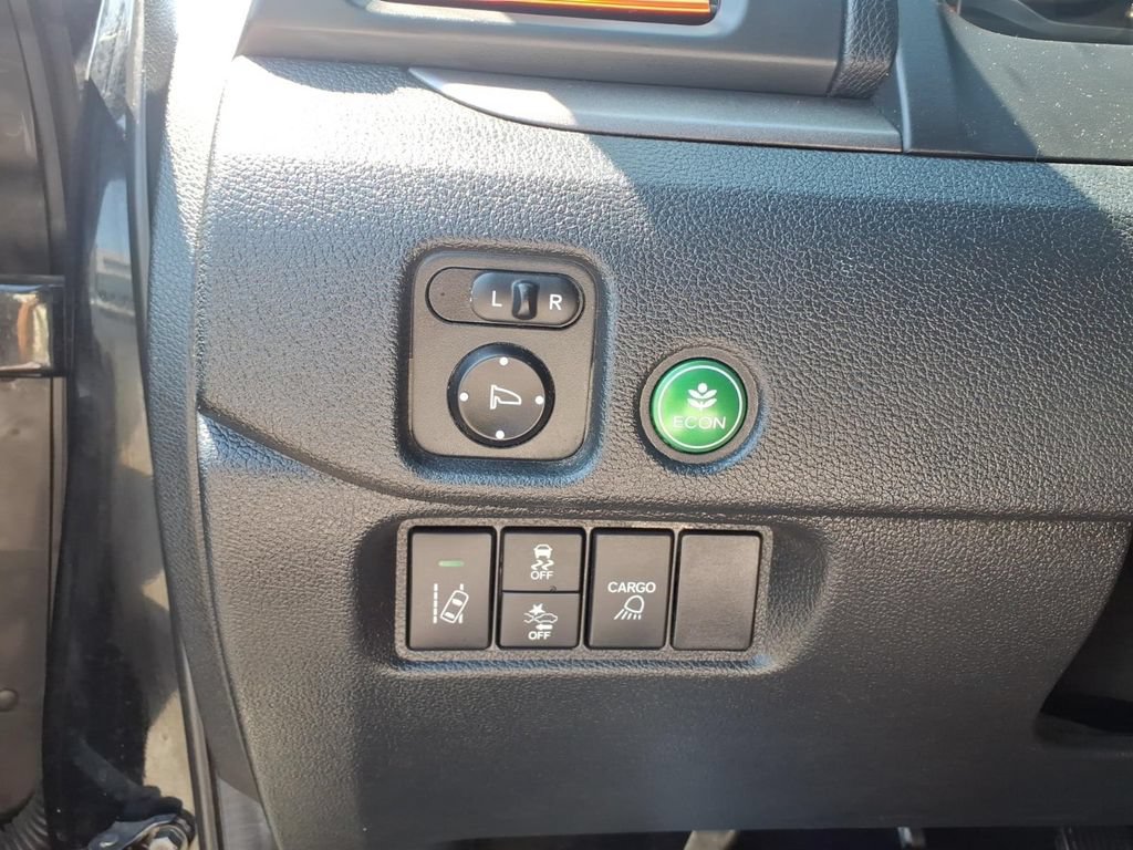Used 2020 Honda Ridgeline Sport image 11