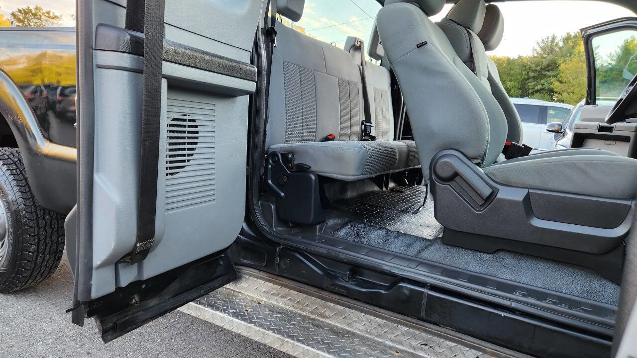 Used 2015 Ford F250 XL w/ Power Equipment Group image 33