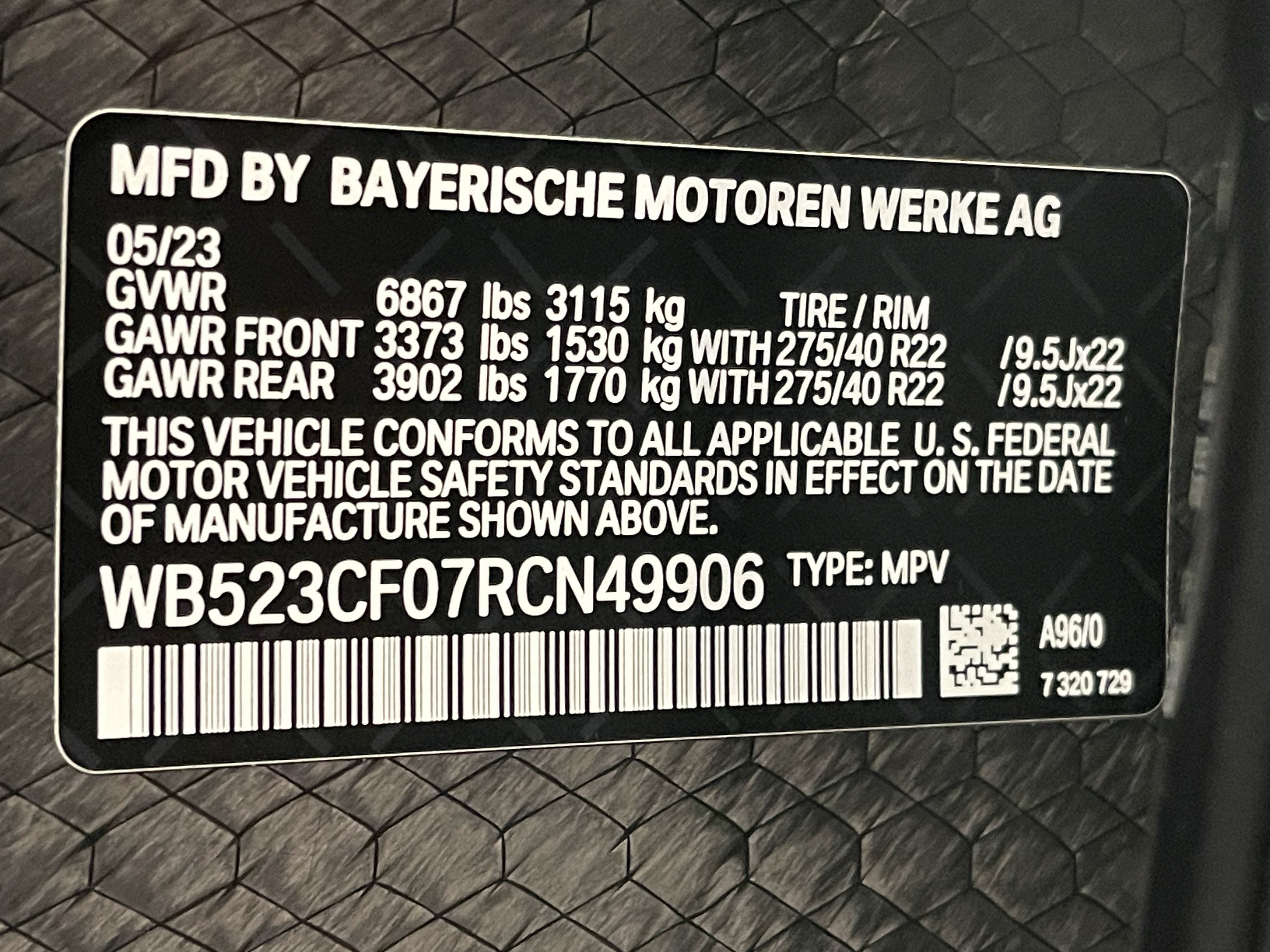 Used 2024 BMW iX xDrive50 w/ Sport Package AWD/4WD image 25
