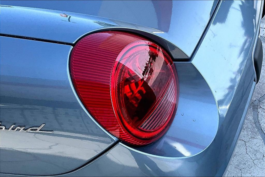 Used 2005 Ford Thunderbird 50th Anniversary image 20