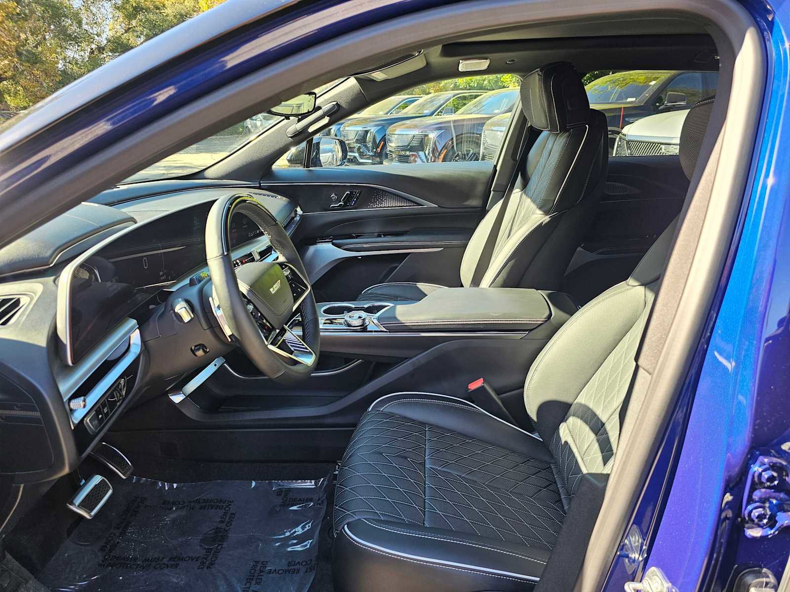 New 2026 Cadillac Lyriq V AWD/4WD image 21