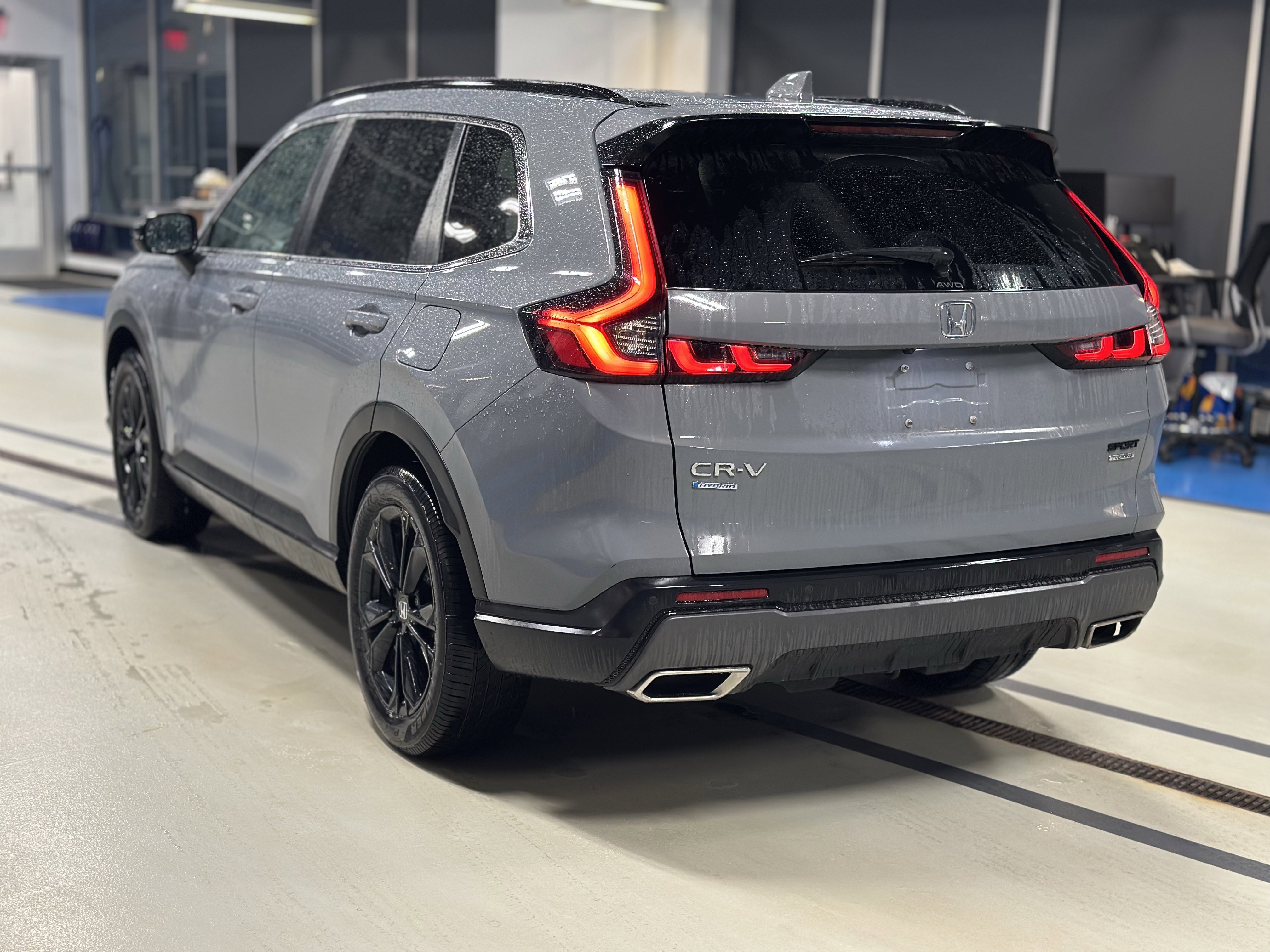 Used 2024 Honda CR-V Sport Touring image 8