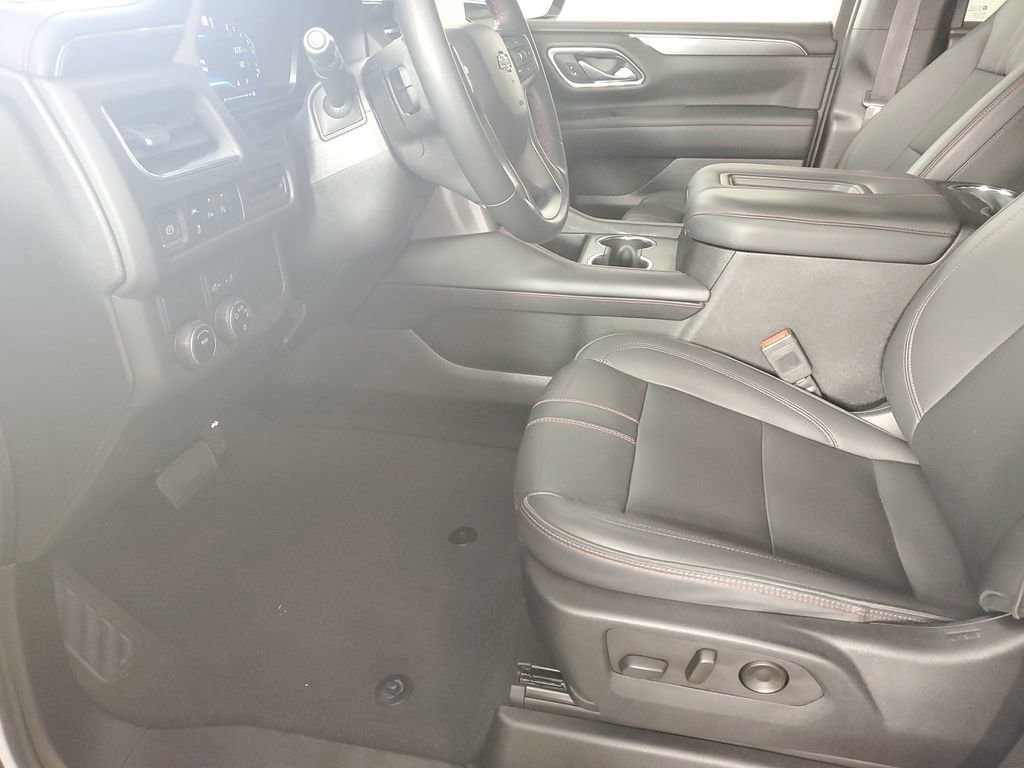 Used 2023 Chevrolet Suburban RST image 11