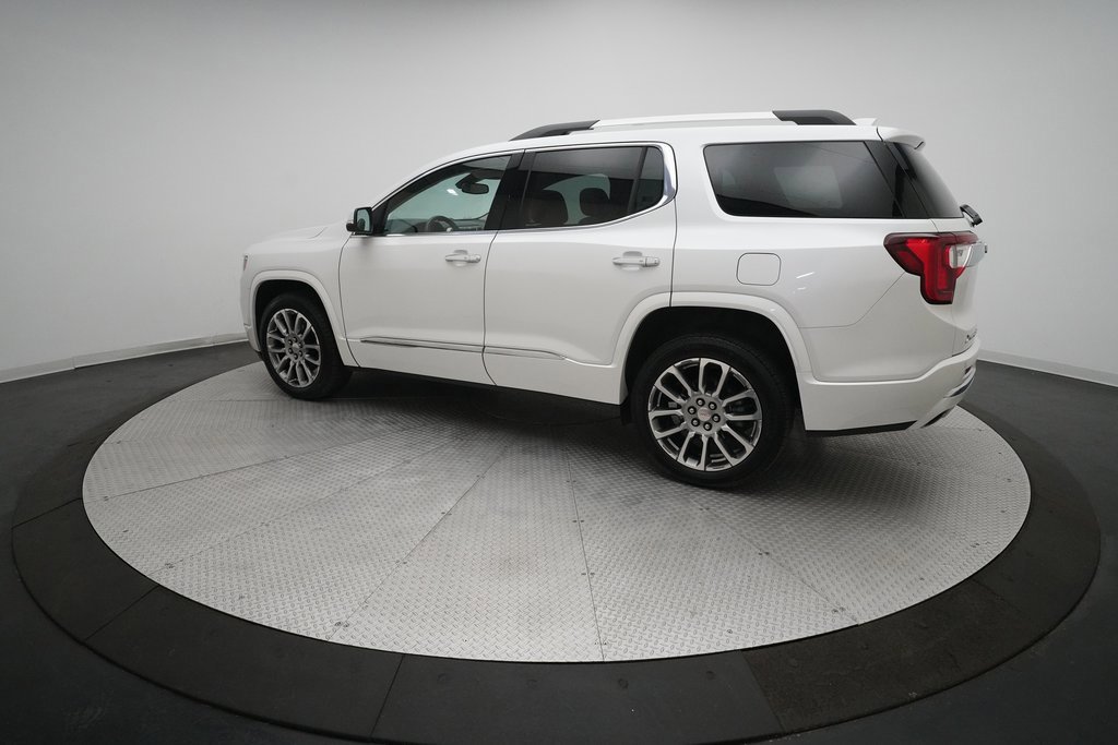 Used 2023 GMC Acadia Denali w/ Trailering Package image 12