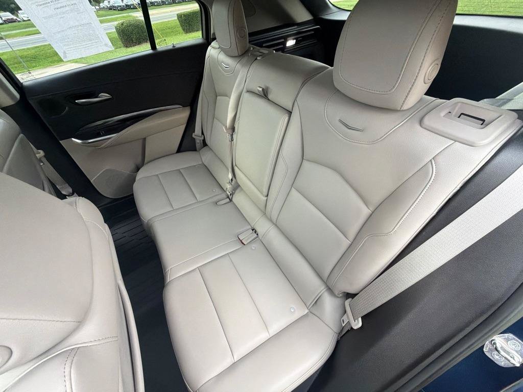 Used 2019 Cadillac XT4 Luxury w/ Cold Weather Package FWD image 30