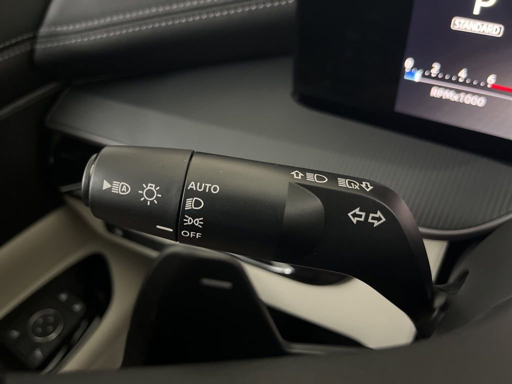 Used 2025 Nissan Murano SV image 61