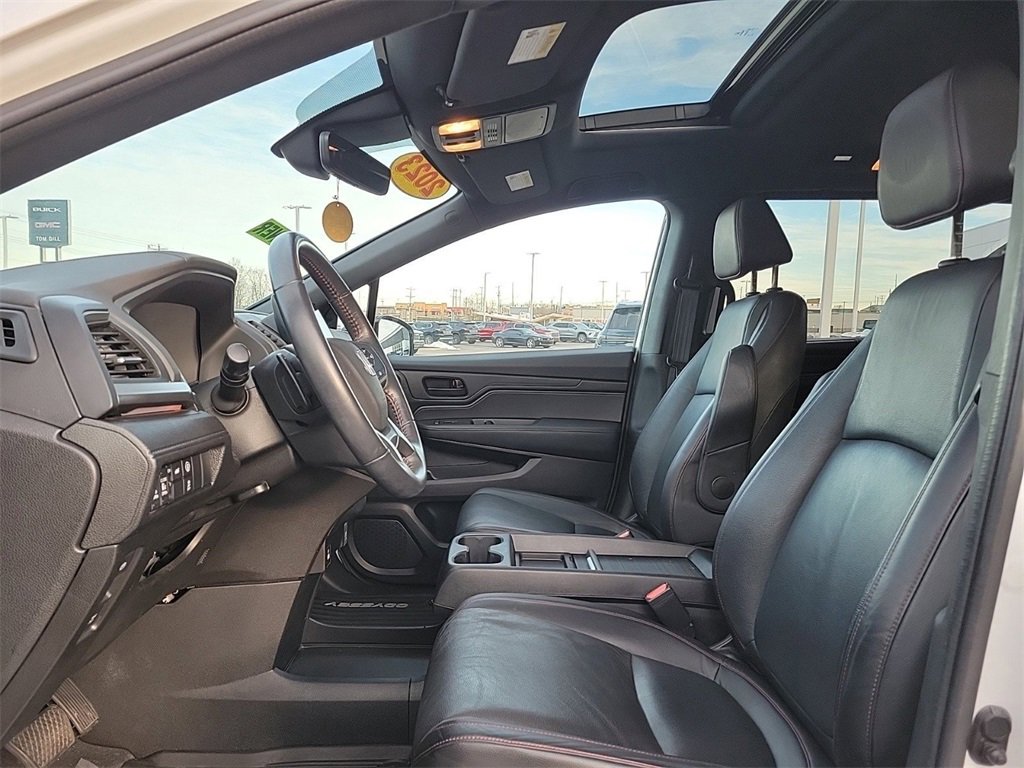 Used 2023 Honda Odyssey Sport image 16