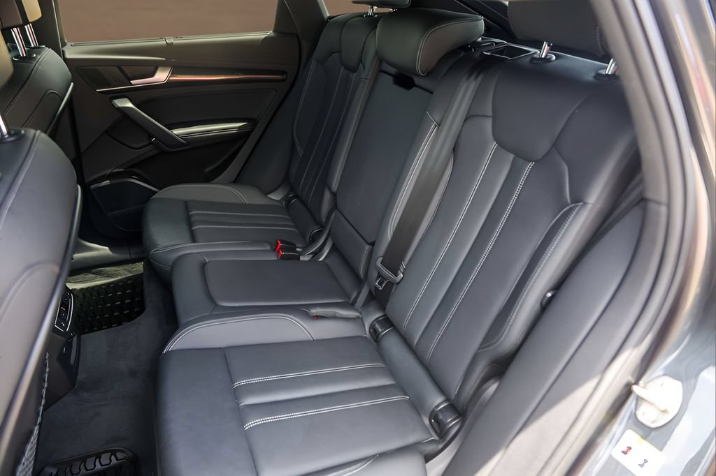 Used 2021 Audi SQ5 Prestige w/ Prestige Package AWD/4WD image 23