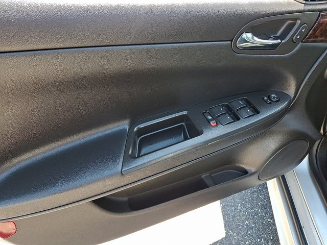Used 2014 Chevrolet Impala Limited LS FWD image 13