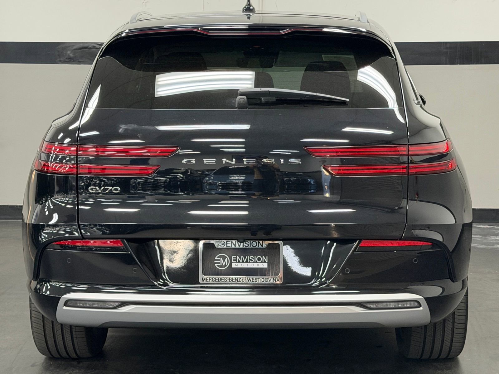 Used 2025 Genesis Electrified GV70 Advanced image 11