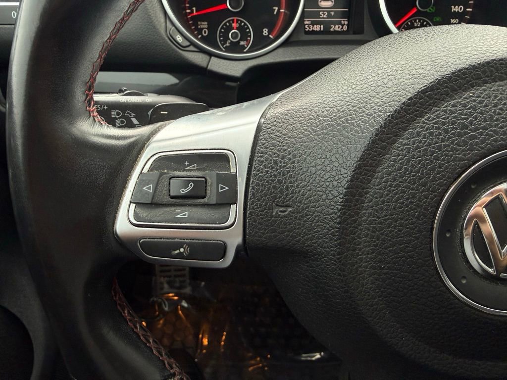 Used 2011 Volkswagen Golf 4-Door image 23