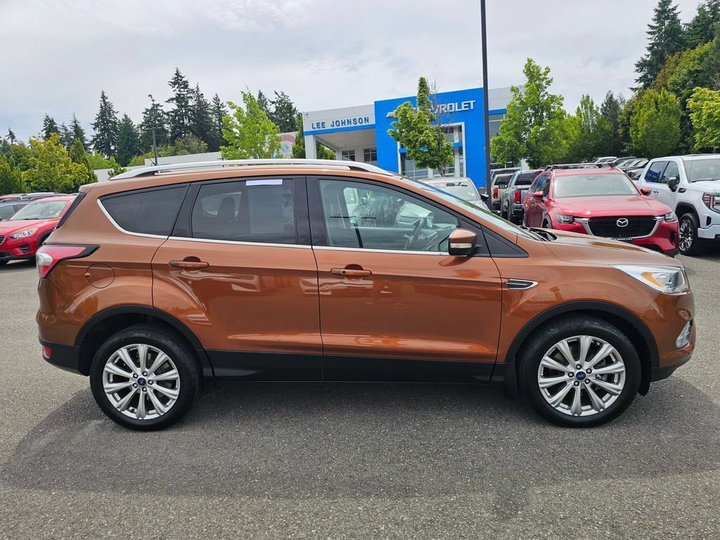 Used 2017 Ford Escape Titanium w/ Canadian Touring Package AWD/4WD image 4