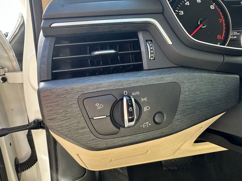 Used 2018 Audi A4 2.0T Ultra Premium w/ Convenience Package image 25