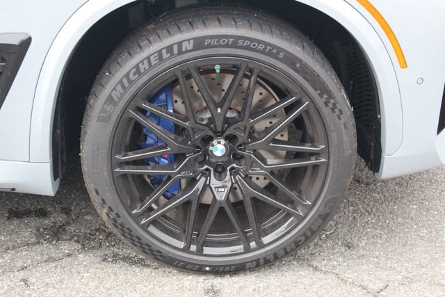 New 2026 BMW X5 M Competition w/ Executive Package image 11