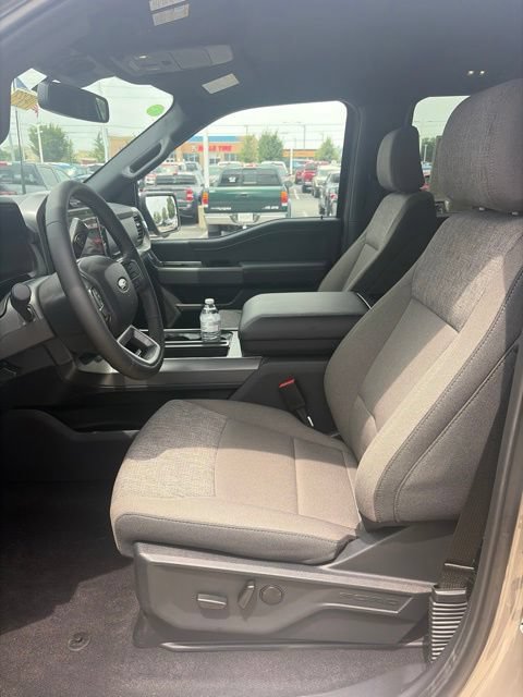 New 2025 Ford F150 XLT w/ Equipment Group 302A MID AWD/4WD image 25