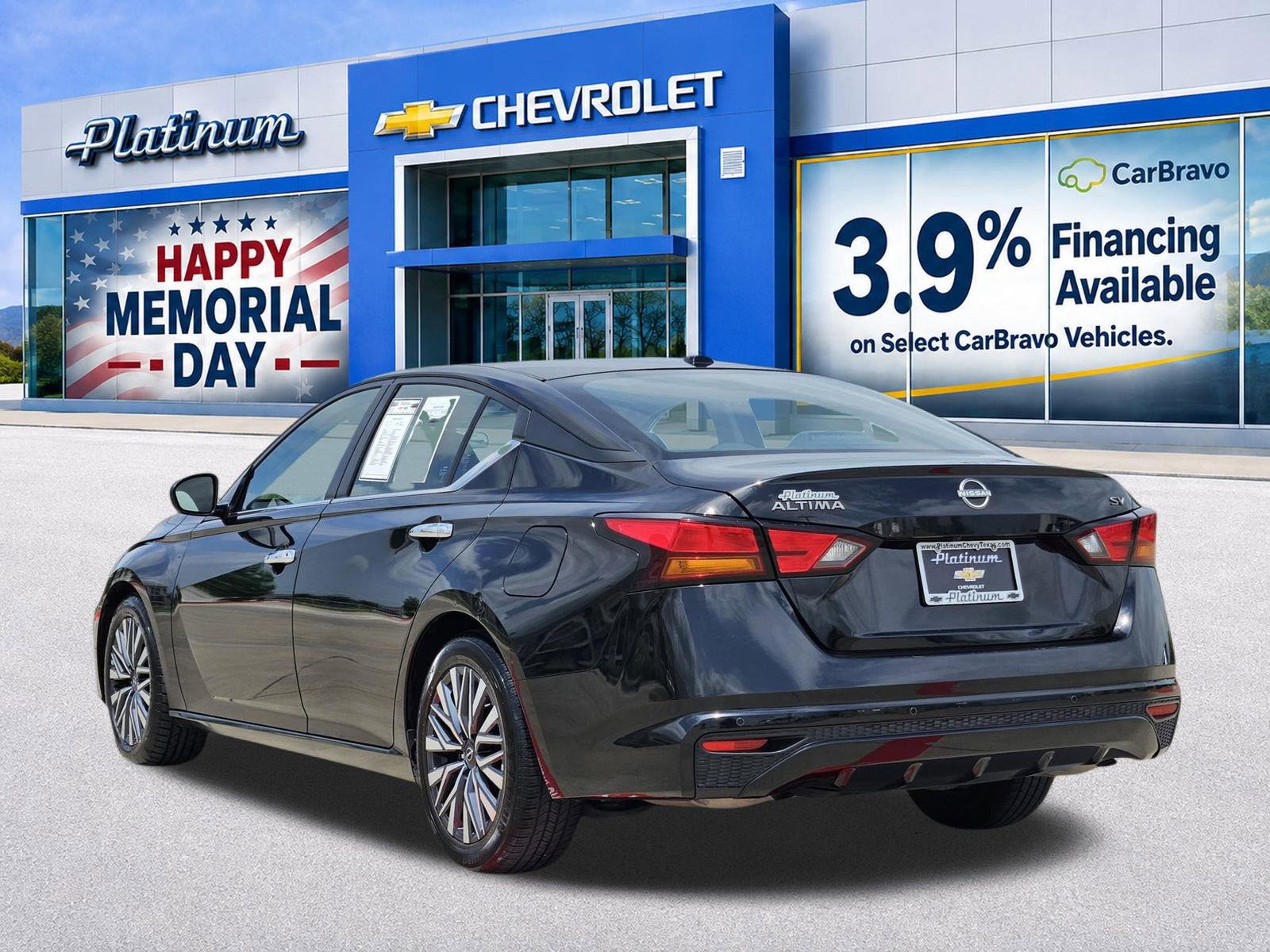 Used 2024 Nissan Altima 2.5 SV FWD image 4