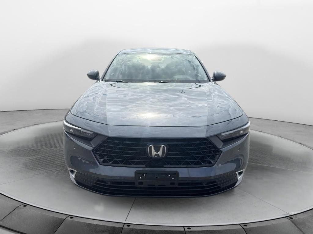 Used 2024 Honda Accord Touring image 6