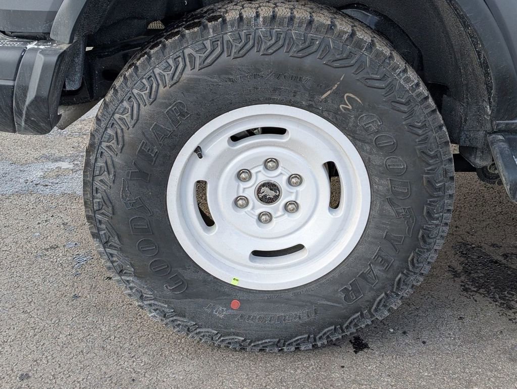 New 2025 Ford Bronco Heritage Edition image 14