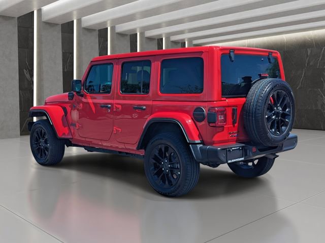 Used 2025 Jeep Wrangler Unlimited Sahara w/ Safety Group image 4