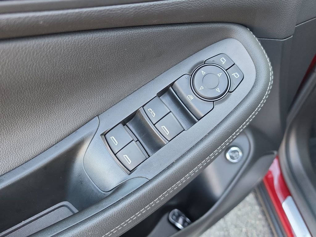 Certified 2023 Buick Encore GX Essence w/ Experience Buick Package image 26
