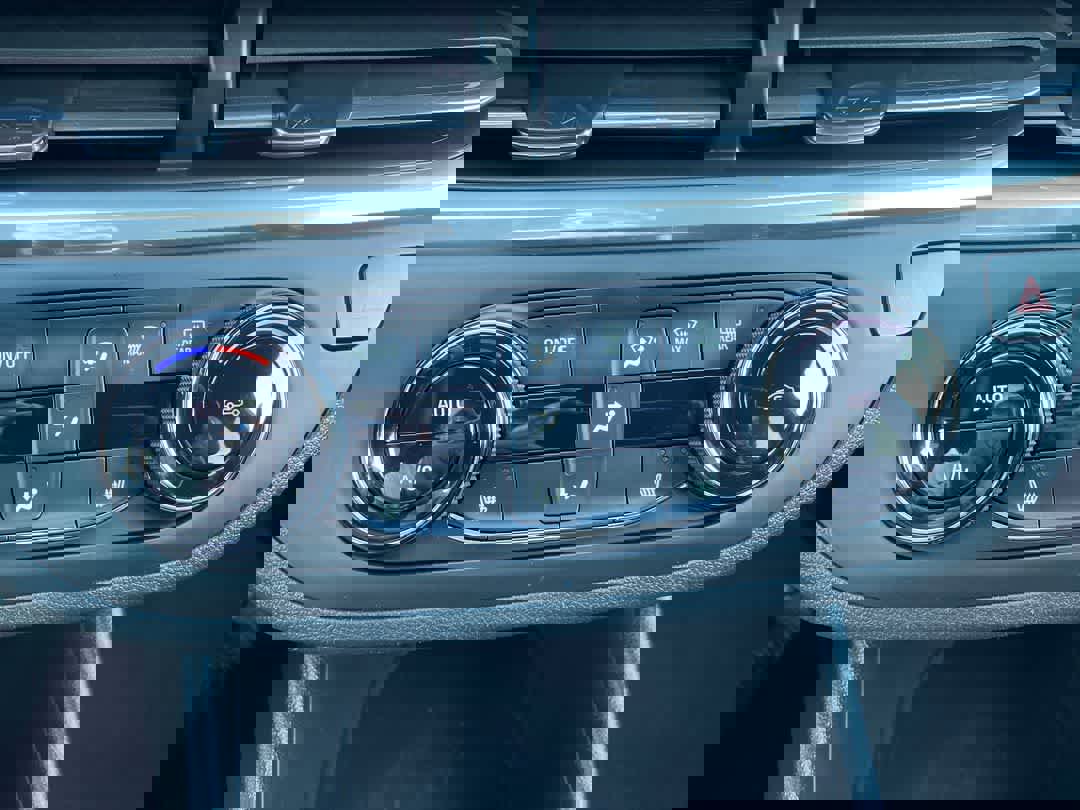 Used 2024 Buick Envista Preferred w/ Convenience I Package image 18