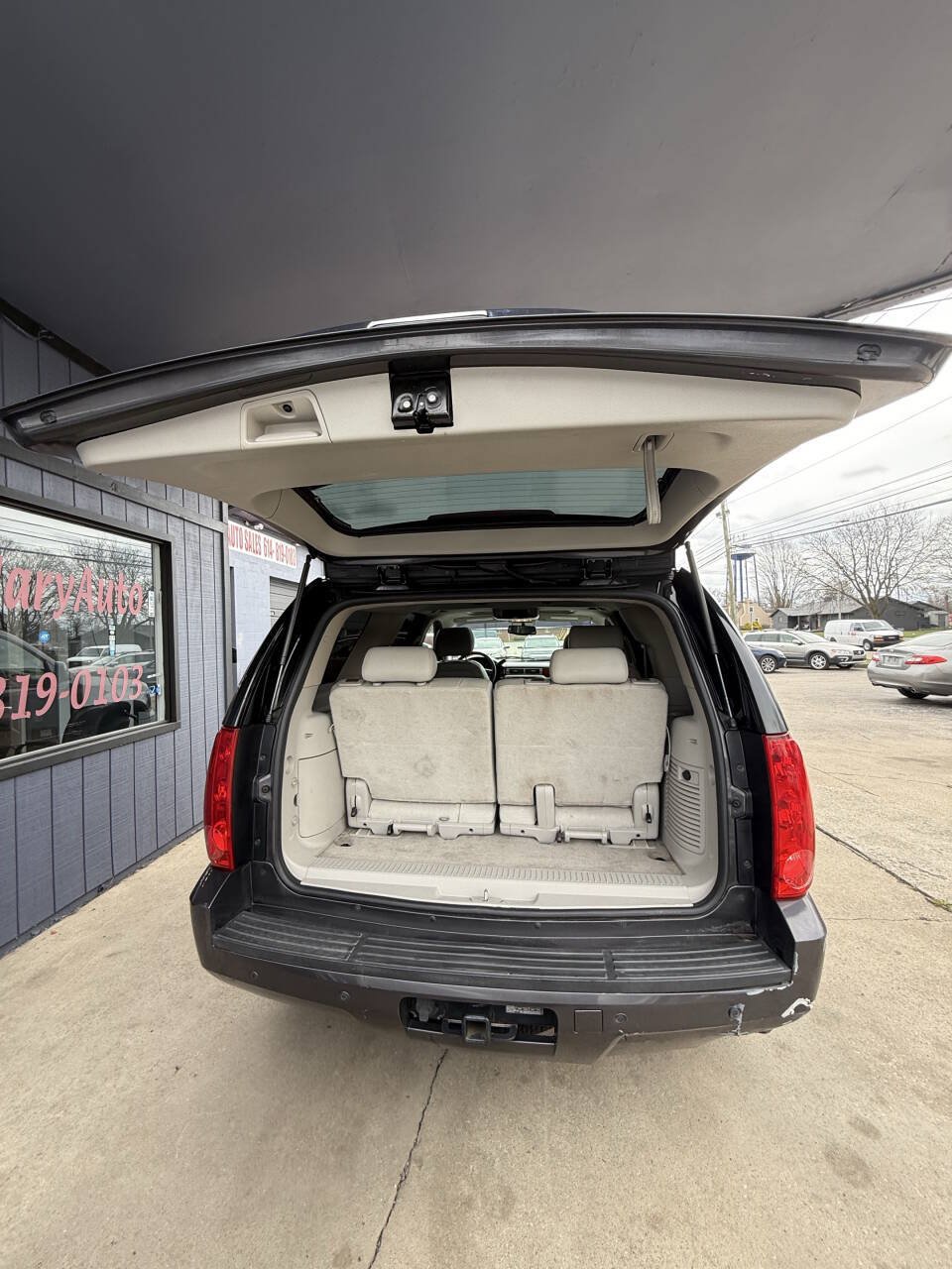 Used 2010 GMC Yukon SLT RWD image 11