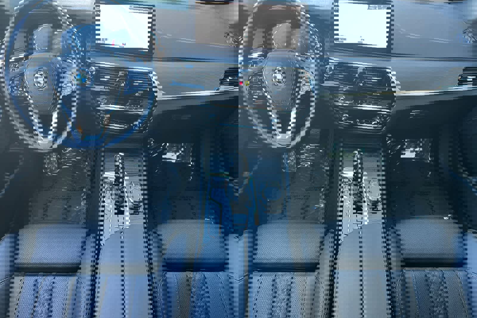 Used 2023 BMW 530e image 4