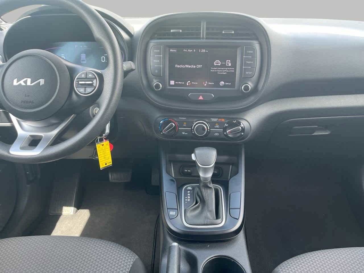 Used 2024 Kia Soul LX w/ LX Technology Package image 11