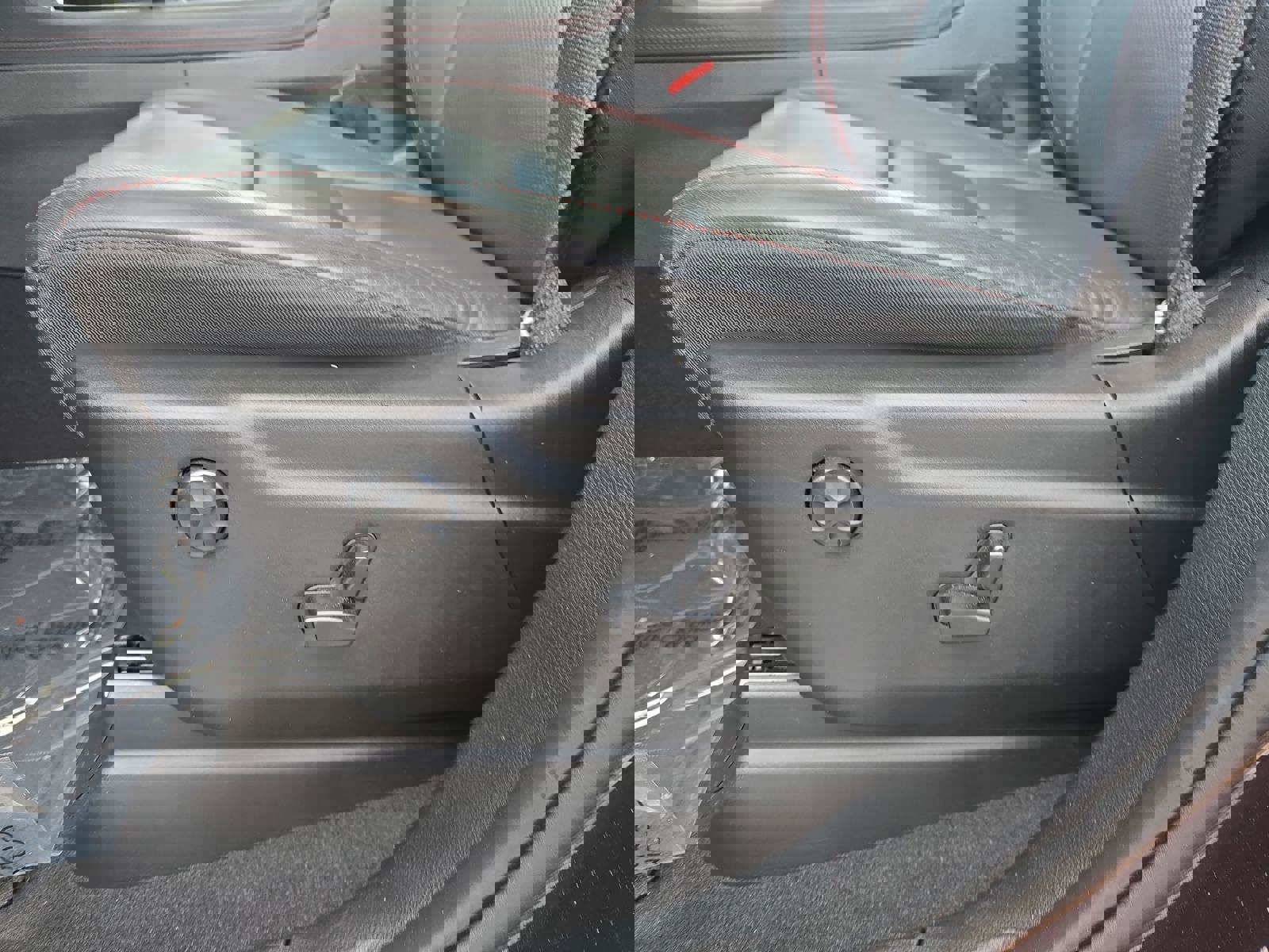 Used 2025 Dodge Durango GT image 30