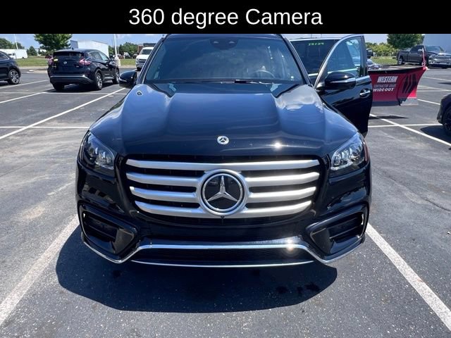 Used 2025 Mercedes-Benz GLS 450 4MATIC image 2
